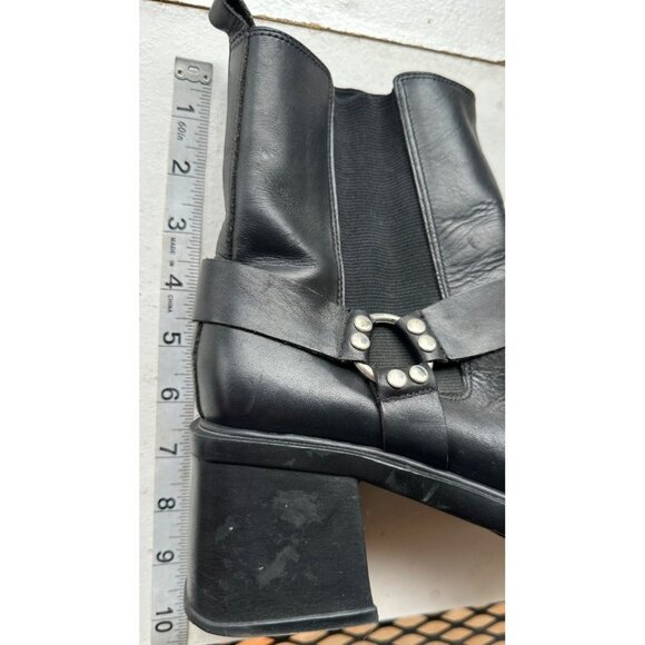 Women's Unlisted Brand Mid Heel Black Leather Upper Boots w/Silver Accent Size 8 - Picture 9 of 16
